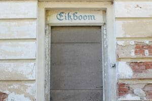 Der Name stammt von Ernst Heinkel – eigentlich hieß die Villa „Sporn“, benannt vom Rittmeister von Kahlden nach einem Detail des Reiterstiefels.